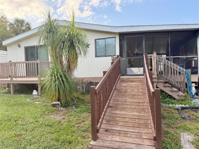 Lake Okeechobee Home Sale Pending in Moore Haven Florida