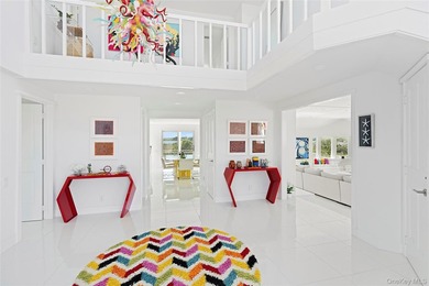 Beyond a discreet approach on one of East Hampton Village's most - photo 10
