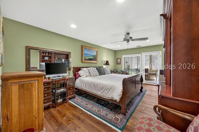 Experience waterfront living at Mariner's Point, a sought-after - photo 21