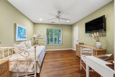 Experience waterfront living at Mariner's Point, a sought-after - photo 34
