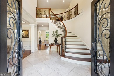 HOME IS LISTED UNDER APPRAISAL. Luxurious Golf Course Manor with - photo 4