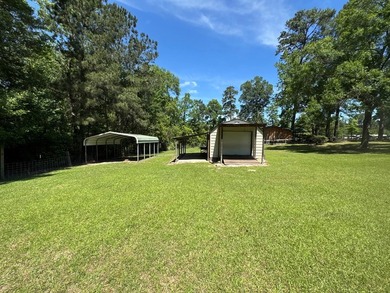 Charming 2-bedroom, 2-bath home on 1.55 unrestricted acres near - photo 9