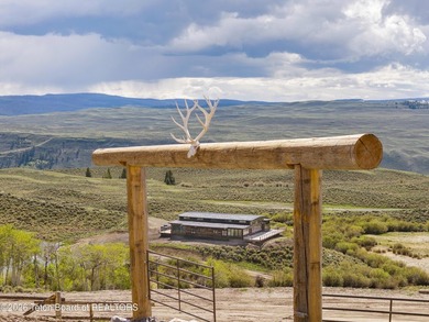 Set in the pristine Dunoir Valley near Dubois, Wyoming, the - photo 13