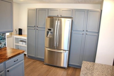 AMAZING PANORAMIC LAKE VIEWS FROM THE NEW WRAPAROUND DECK & HUGE