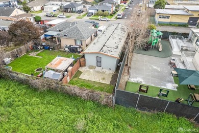 Beautifully updated single-story home positioned at the end of a - photo 20