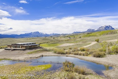 Set in the pristine Dunoir Valley near Dubois, Wyoming, the - photo 21