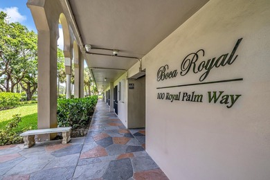 Welcome to this move-in-ready, freshly updated condo perfectly - photo 24
