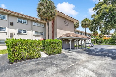 Welcome to this move-in-ready, freshly updated condo perfectly - photo 25