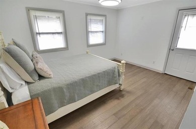 AMAZING PANORAMIC LAKE VIEWS FROM THE NEW WRAPAROUND DECK & HUGE