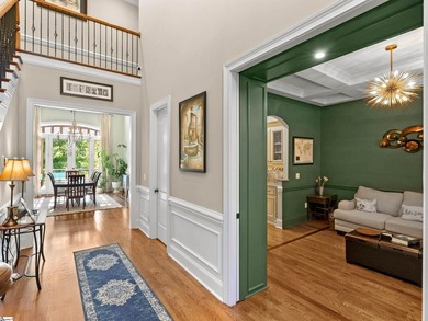 Arrive in Style: DRAMATIC CURB APPEAL, SOARING INTERIORS, and - photo 13