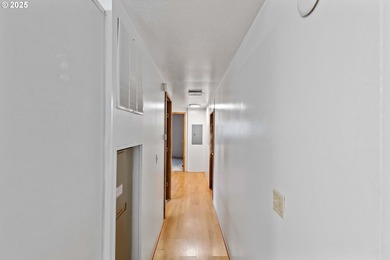 This well cared-for manufactured home in Dunes Mobile offers a - photo 14
