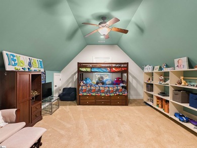 Arrive in Style: DRAMATIC CURB APPEAL, SOARING INTERIORS, and - photo 32