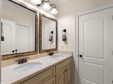 Arrive in Style: DRAMATIC CURB APPEAL, SOARING INTERIORS, and - photo 33