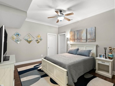 Arrive in Style: DRAMATIC CURB APPEAL, SOARING INTERIORS, and - photo 42