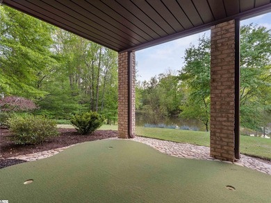Arrive in Style: DRAMATIC CURB APPEAL, SOARING INTERIORS, and - photo 50