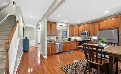 Wakefield Meadows! Move right in to this beautiful condominium - photo 8