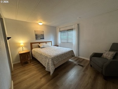 Nicely updated home in B&E Wayside Park. This home boasts 2 - photo 9