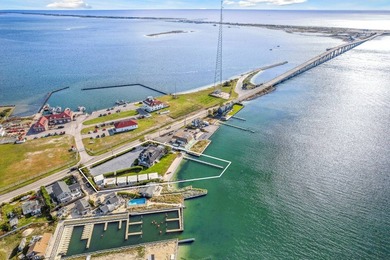 Bayfront Restaurant & Boutique Inn Primed for the Hampton Bays - photo 7