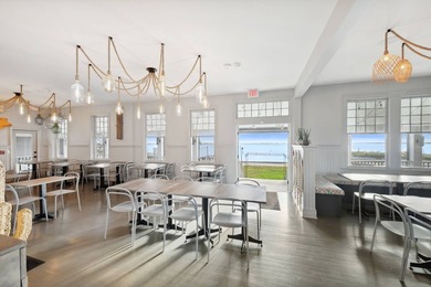Bayfront Restaurant & Boutique Inn Primed for the Hampton Bays - photo 10