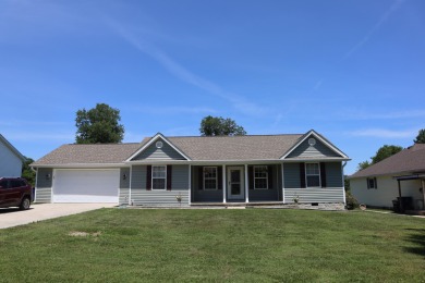 Wonderful 3 bedroom, ranch home with newly remodeled kitchen - Lake Home Sale Pending in Nancy, Kentucky