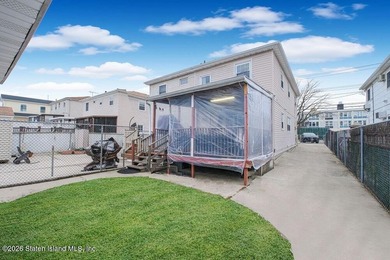 Beautiful Semi-Detached 1-Family Home in an Excellent Location! - photo 15