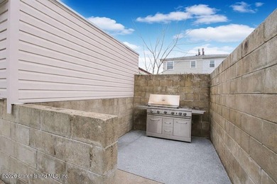 Beautiful Semi-Detached 1-Family Home in an Excellent Location! - photo 16