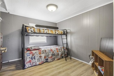 Welcome to your new lake house! This 2 bed 1 bath property - photo 19