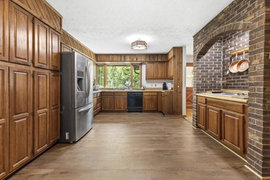 Rare opportunity to own over 11 acres of prime lakefront - photo 20