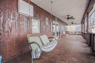 Welcome to your new lake house! This 2 bed 1 bath property - photo 24