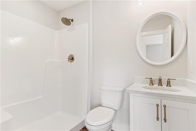 Gorgeous tongue n' groove vaulted ceiling! Tucked into the - photo 33