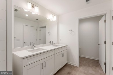 Welcome to 3208 Parkview Walk, a stylish contemporary residence - photo 33