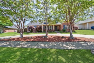 Lake Home For Sale in Ennis, Texas