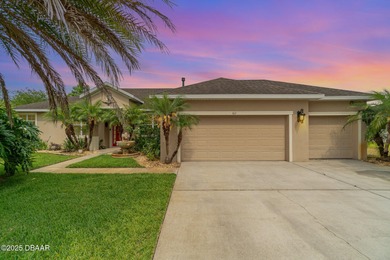 (private lake, pond, creek) Home For Sale in Deland Florida