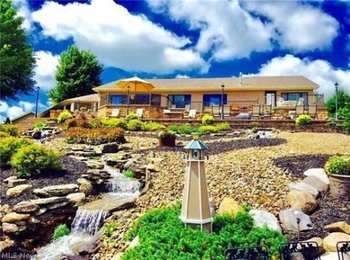 Welcome to lake life at its finest in the heart of Roaming - photo 3