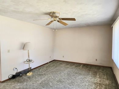 This lovely Lawrence Park ranch is ready for you to move in and - photo 11