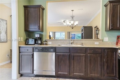 Home is being sold furnished. One of the best locations in Sun - photo 11