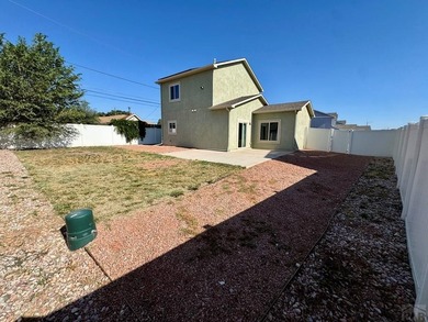 Super nice and clean, move in ready home! Very liveable - photo 11