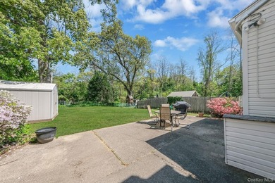 Spacious 4-bedroom, 1.5-bath splanch featuring comfortable - photo 17