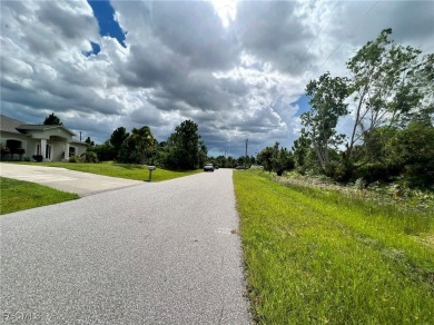 Port Charlotte Waterway Lakes Area Lot For Sale in Port Charlotte Florida