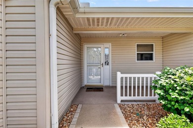 BOND PAID! Travel through this beautifully established community - photo 2