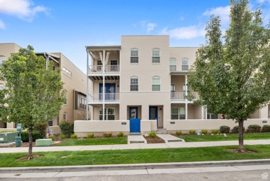 Oquirrh Lake  Townhome/Townhouse For Sale in South Jordan Utah