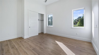 Welcome to luxury living in the prestigious Red Tail Golf Club - photo 16