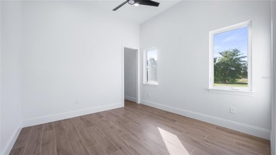 Welcome to luxury living in the prestigious Red Tail Golf Club - photo 18