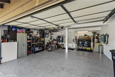 Discover this rare turnkey 3-bedroom, 3-bath townhome in the - photo 28