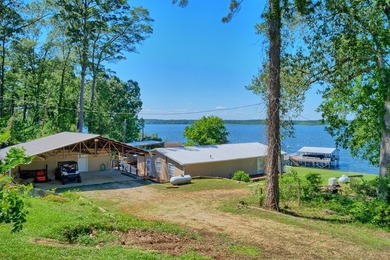 Stunning waterfront retreat on Toledo Bend Lake with - photo 1