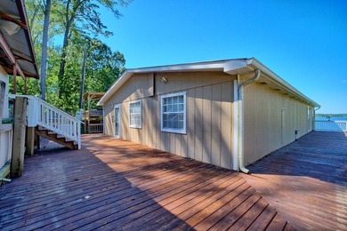 Stunning waterfront retreat on Toledo Bend Lake with - photo 5