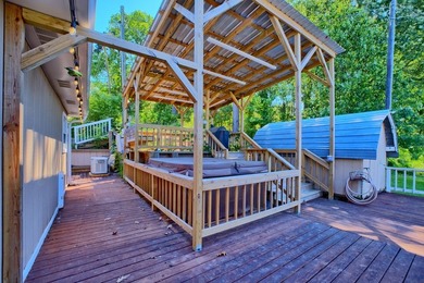 Stunning waterfront retreat on Toledo Bend Lake with - photo 8