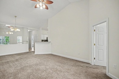 Spacious and well-appointed 3-bedroom, 2-bathroom second-floor - photo 22