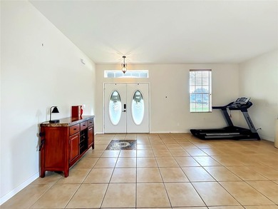 Virtually Staged. APPRAISED FOR $580,000 IN APRIL 2026 -- Listed - photo 10