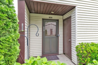 Experience the lifestyle and convenience of Oceanside Cove! This - photo 5